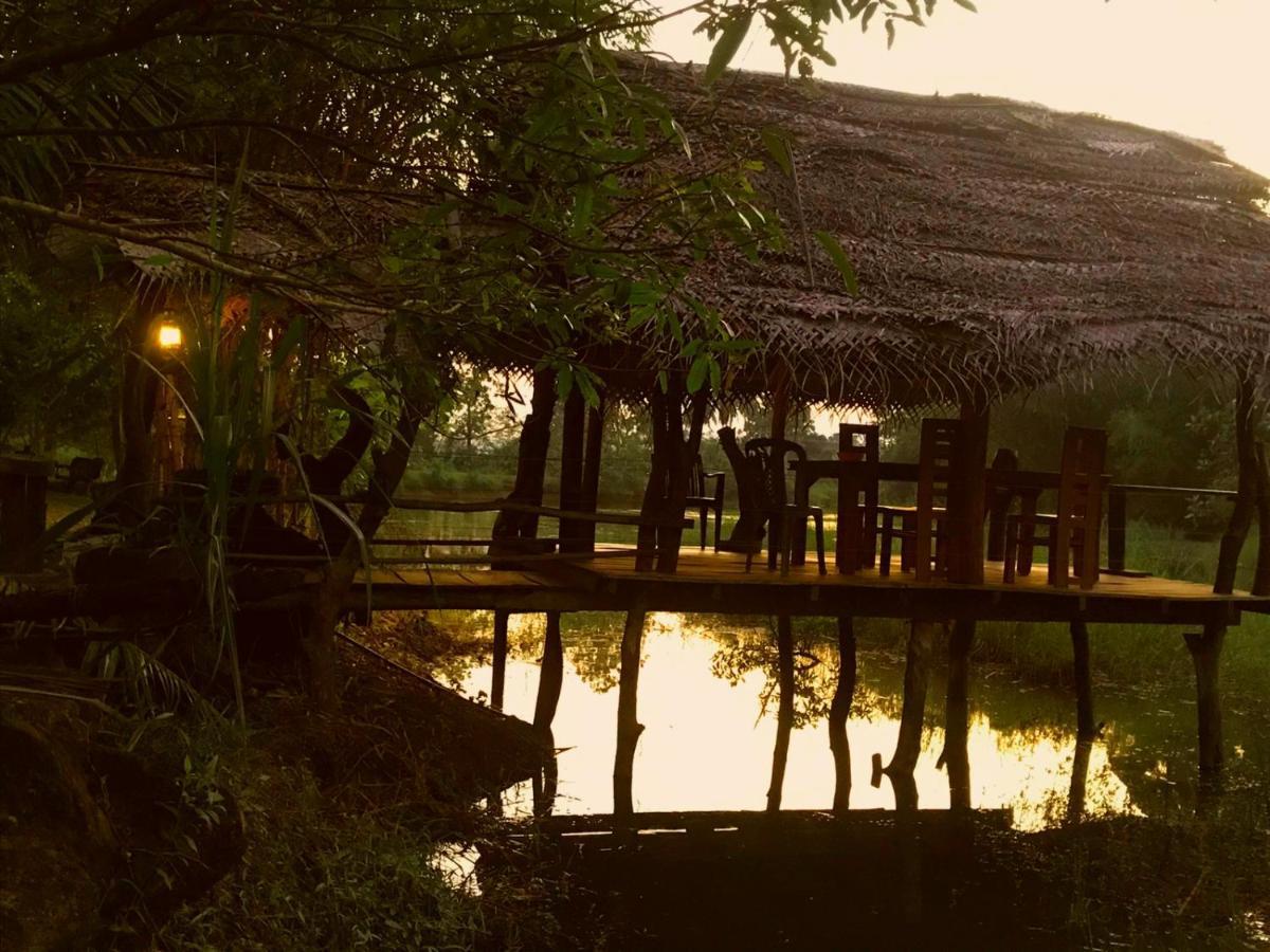 Aliya Riverside & Safari Resort Udawalawe Eksteriør bilde